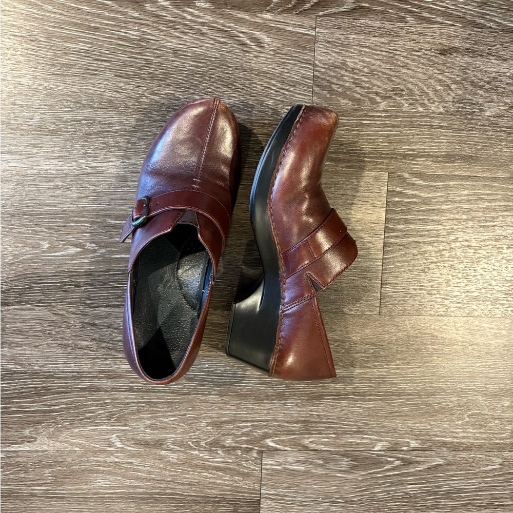 Women’s dansko Leather Shoes